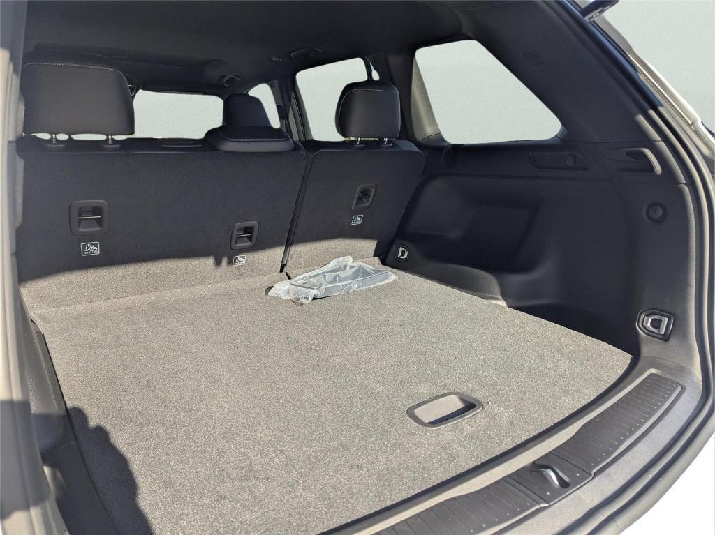 new 2025 Jeep Grand Cherokee car, priced at $37,284