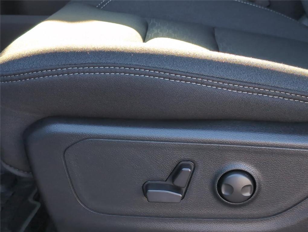 Billet Silver Metallic Clearcoat 2026 RAM 1500 Big Horn