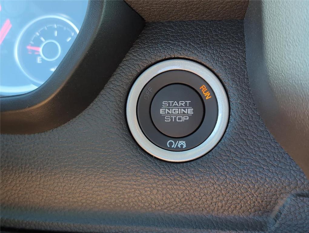 Billet Silver Metallic Clearcoat 2026 RAM 1500 Big Horn