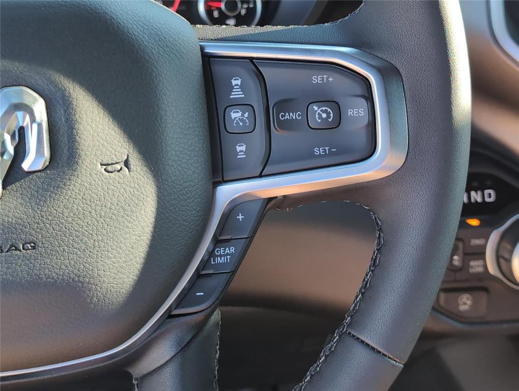 Billet Silver Metallic Clearcoat 2026 RAM 1500 Big Horn