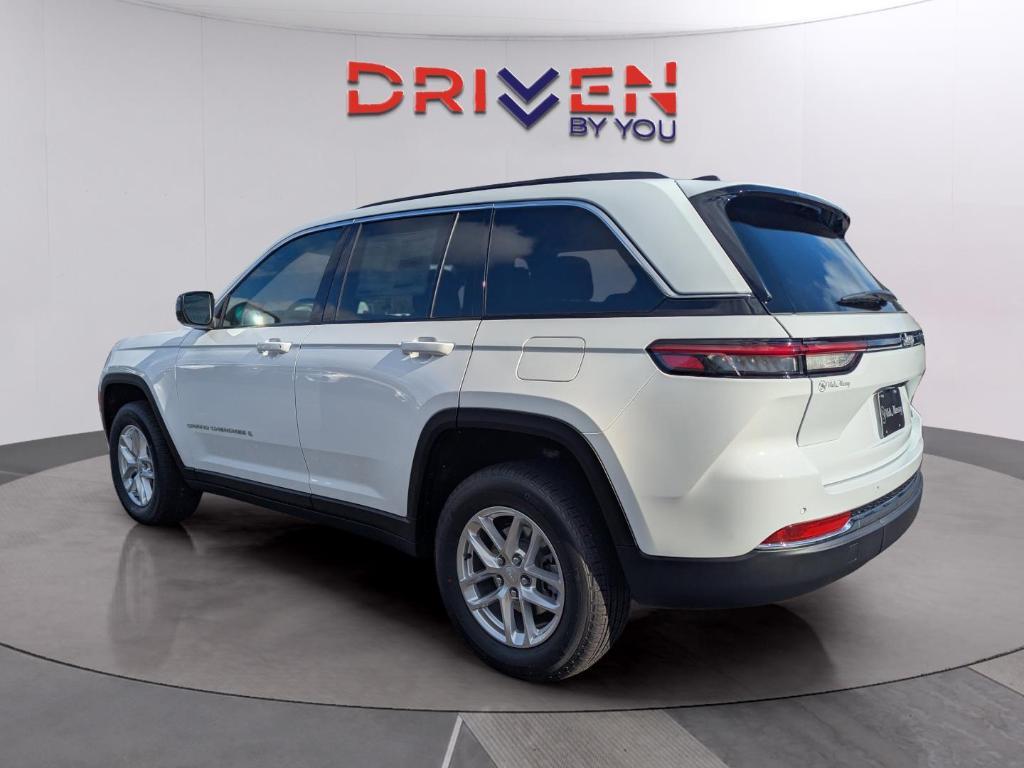 new 2025 Jeep Grand Cherokee car, priced at $35,627