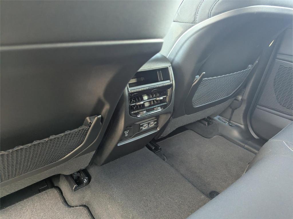 new 2025 Jeep Grand Cherokee car, priced at $35,627