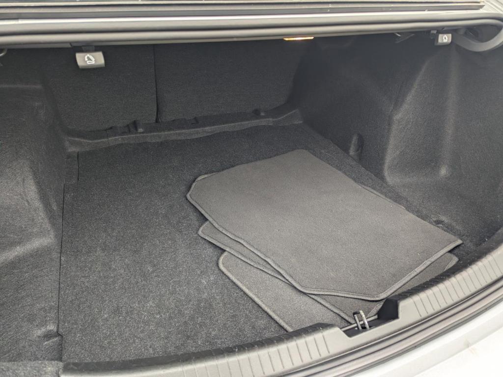 used 2024 Chevrolet Malibu car, priced at $18,999