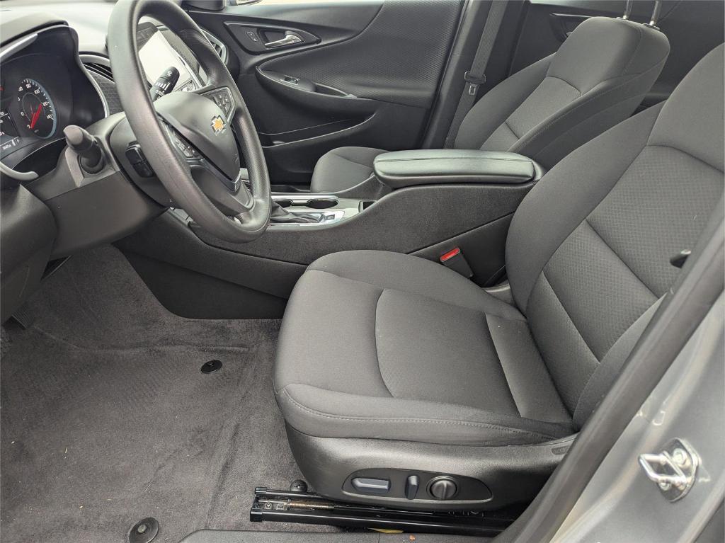 used 2024 Chevrolet Malibu car, priced at $18,999