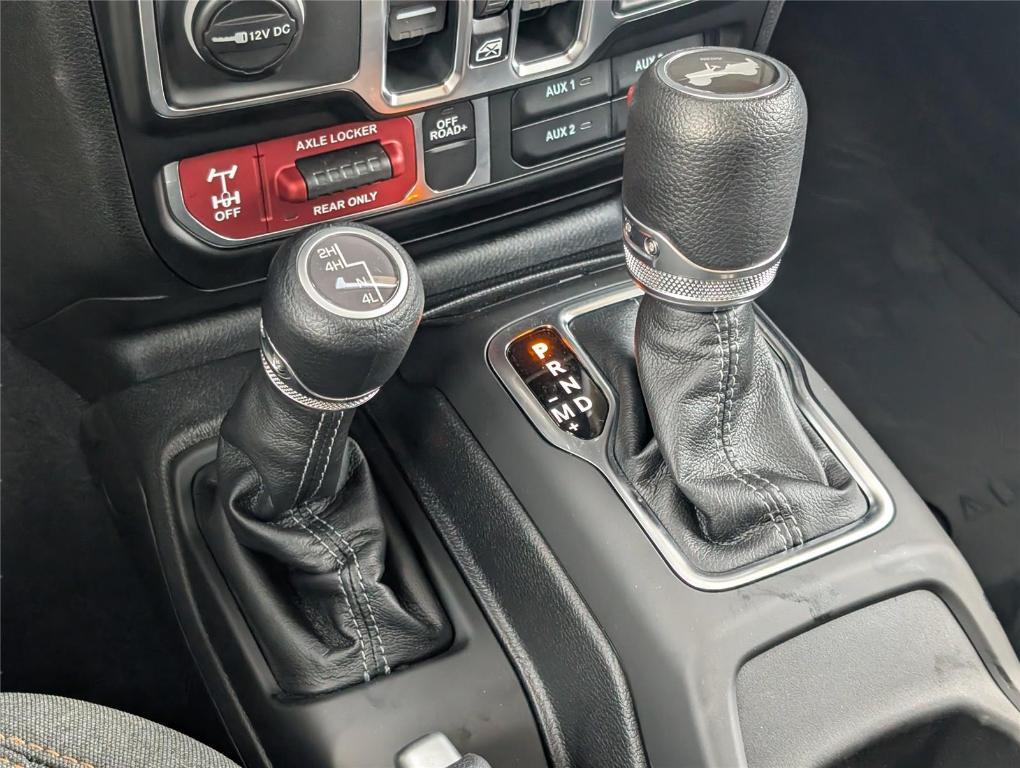 new 2026 Jeep Wrangler car, priced at $47,932