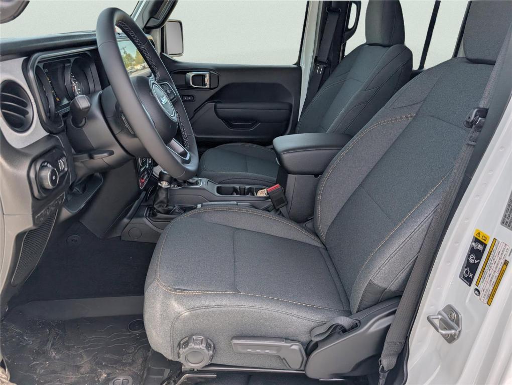 new 2026 Jeep Wrangler car, priced at $47,932