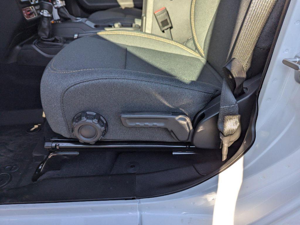 new 2025 Jeep Wrangler car, priced at $45,316