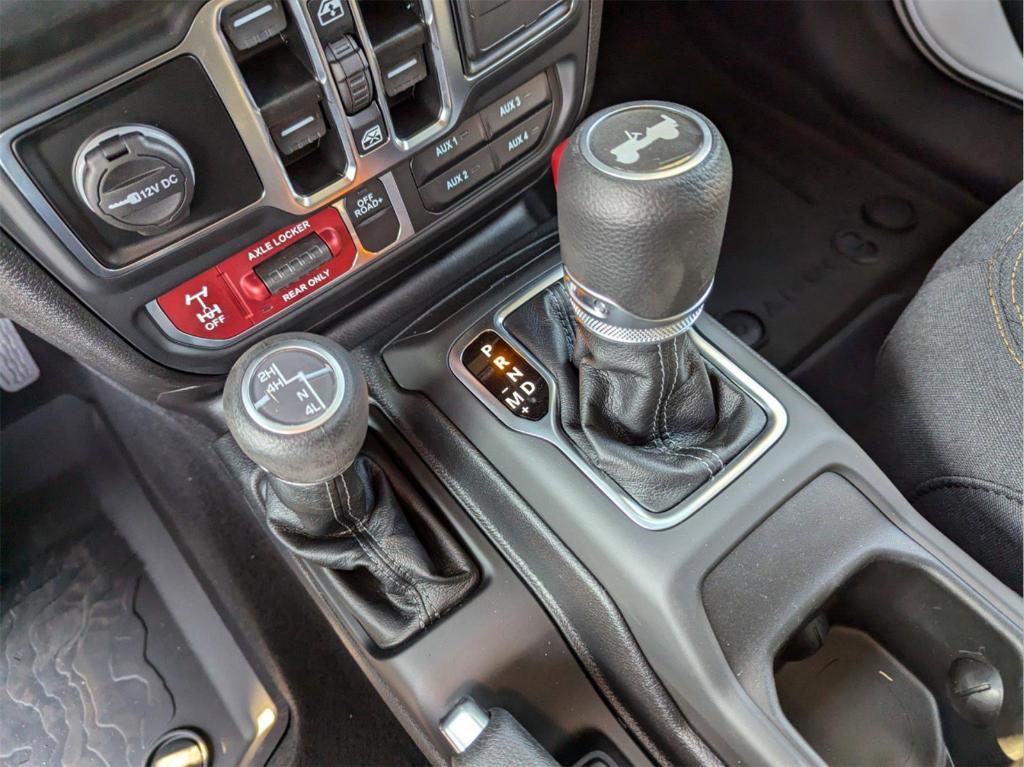 new 2025 Jeep Wrangler car, priced at $45,316