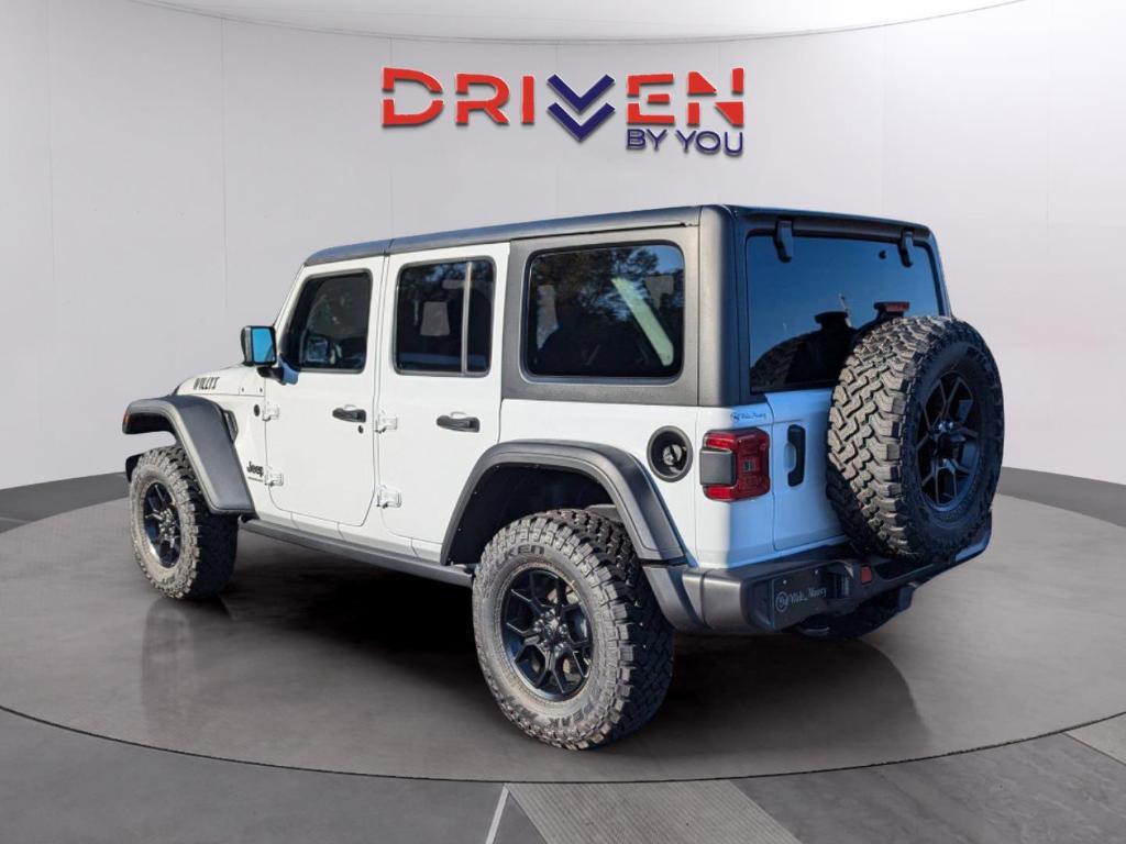 new 2025 Jeep Wrangler car, priced at $45,316