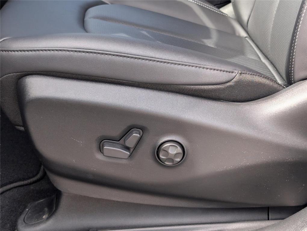 new 2026 Chrysler Pacifica car, priced at $46,330