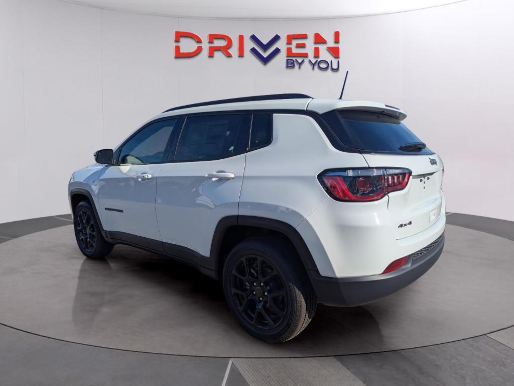 new 2026 Jeep Compass car, priced at $31,095