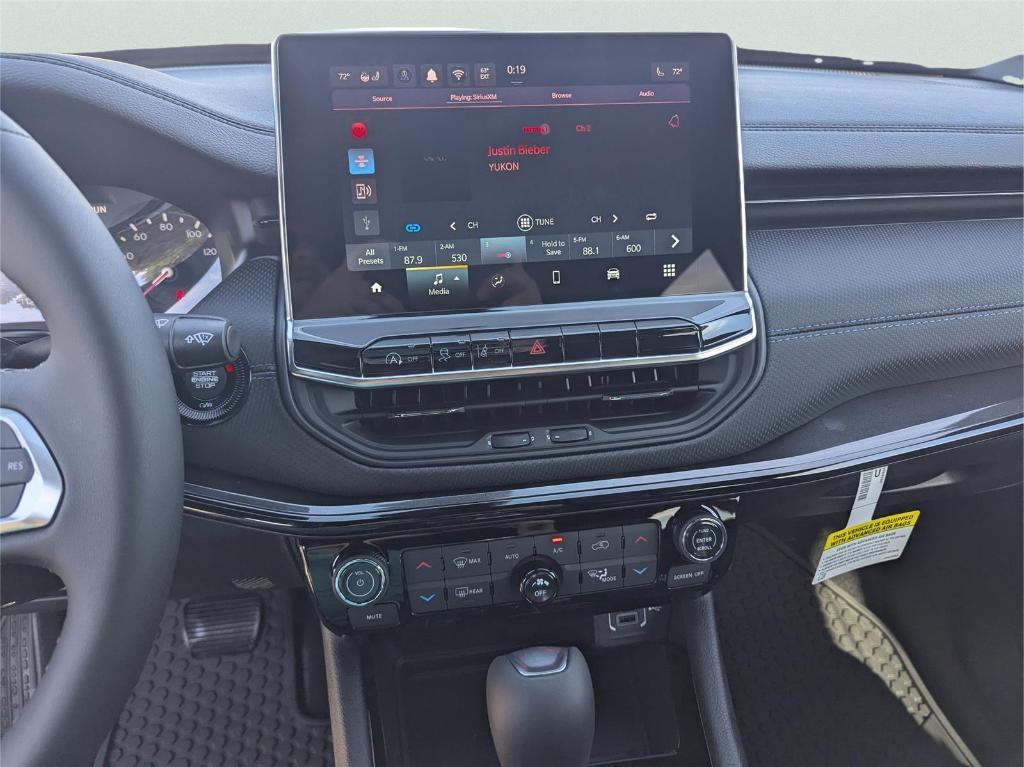 new 2026 Jeep Compass car, priced at $31,095