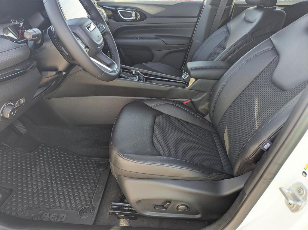 new 2026 Jeep Compass car, priced at $31,095