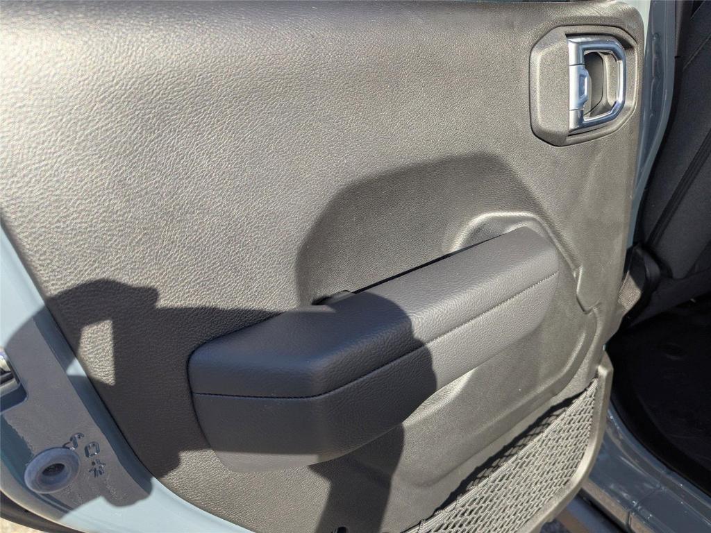 new 2026 Jeep Wrangler car, priced at $47,297