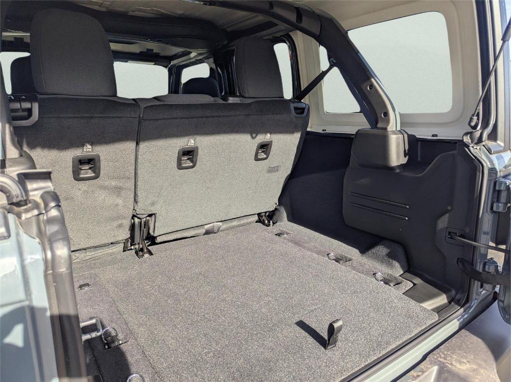 new 2026 Jeep Wrangler car, priced at $47,297