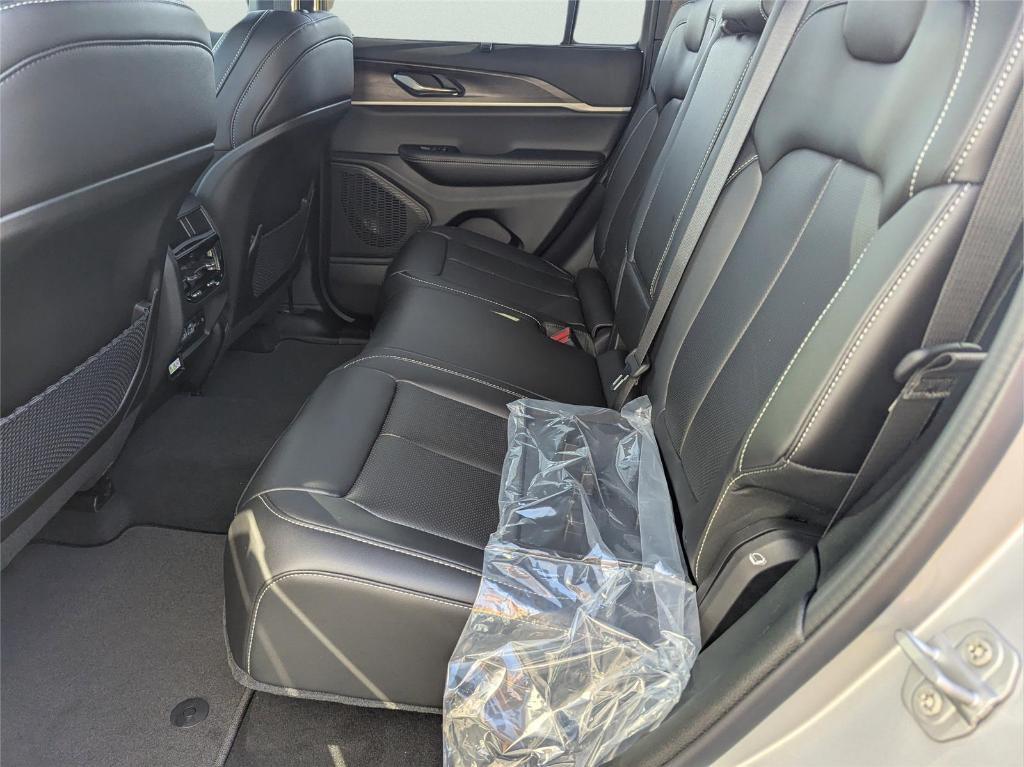 new 2025 Jeep Grand Cherokee car, priced at $47,511