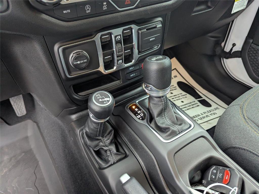 new 2026 Jeep Wrangler car, priced at $42,927