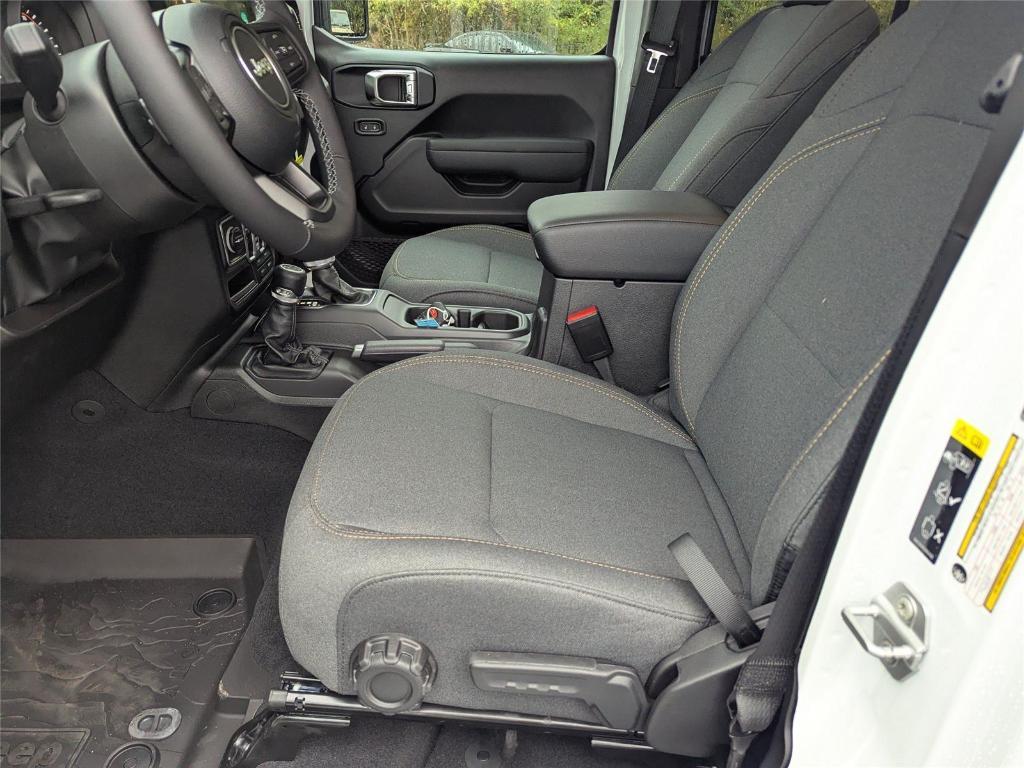 new 2026 Jeep Wrangler car, priced at $41,902