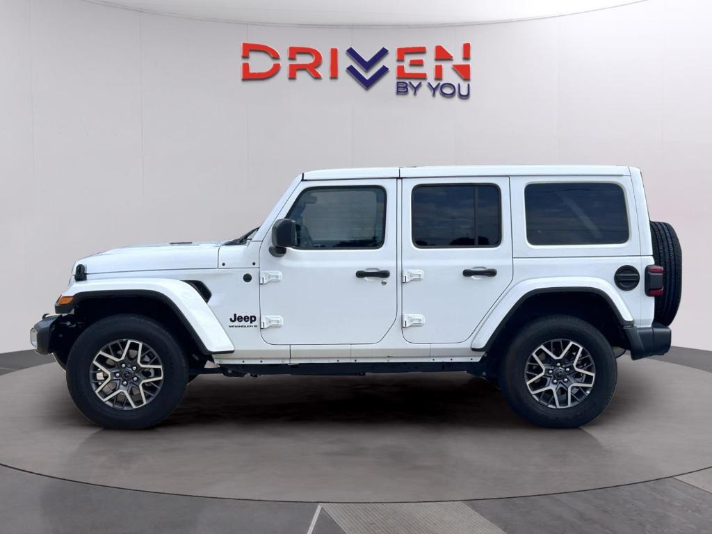 used 2025 Jeep Wrangler car, priced at $37,258