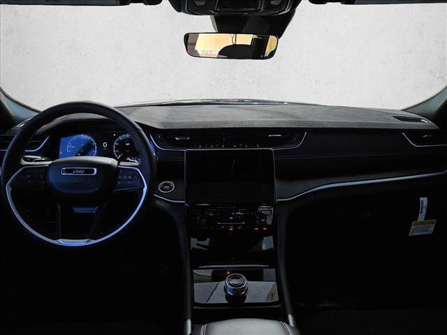 new 2025 Jeep Grand Cherokee car, priced at $34,072