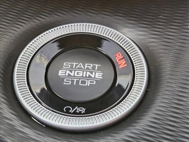 new 2025 Jeep Grand Cherokee car, priced at $34,072