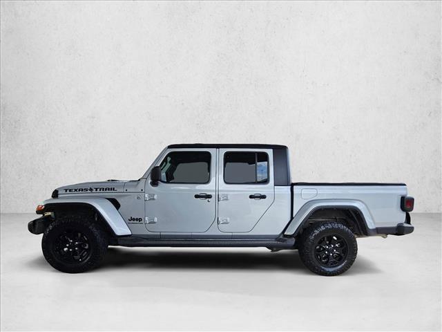 used 2022 Jeep Gladiator car, priced at $22,224