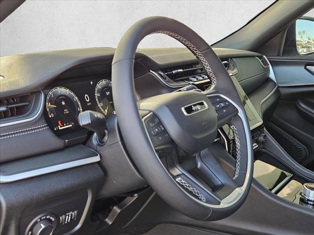 new 2025 Jeep Grand Cherokee car, priced at $34,757