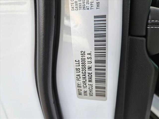 new 2025 Jeep Grand Cherokee L car, priced at $40,909