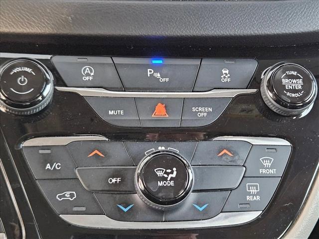 used 2018 Chrysler Pacifica car, priced at $9,995