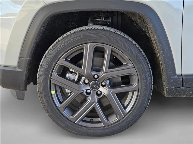 new 2026 Jeep Compass car, priced at $28,239