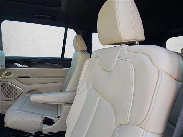new 2026 Jeep Grand Cherokee L car, priced at $42,114