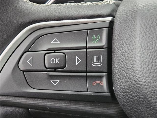 new 2026 Jeep Grand Cherokee car, priced at $32,890