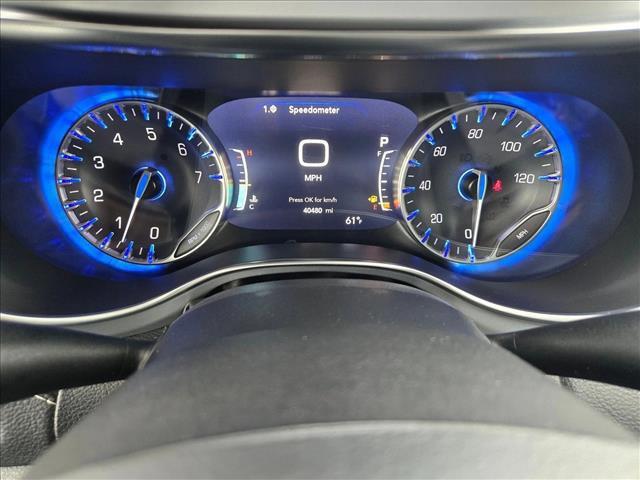 used 2025 Chrysler Pacifica car, priced at $33,536
