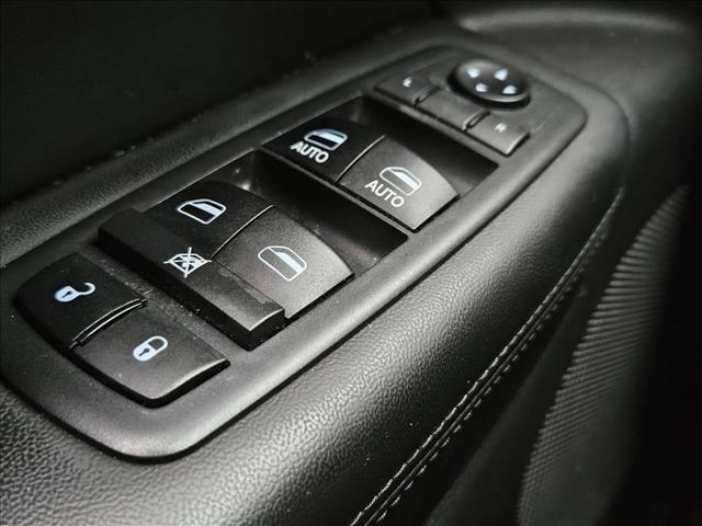 used 2018 Jeep Grand Cherokee car, priced at $15,662