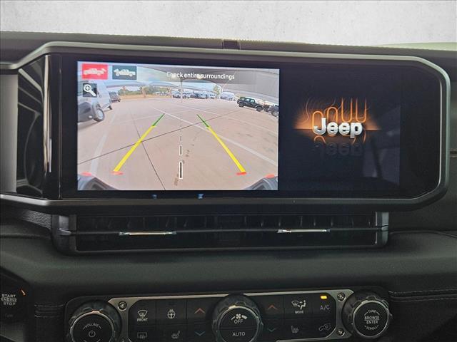 new 2025 Jeep Gladiator car, priced at $50,366