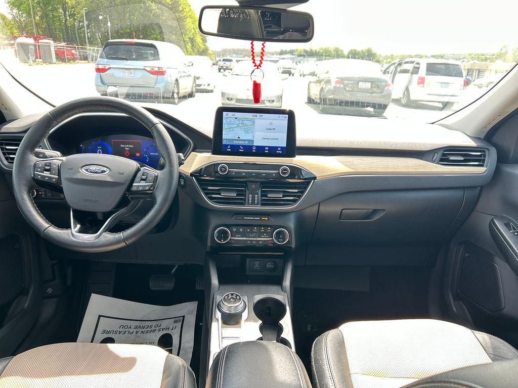 used 2022 Ford Escape car, priced at $24,998