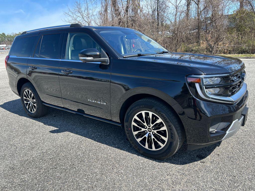 used 2025 Ford Expedition car, priced at $65,897