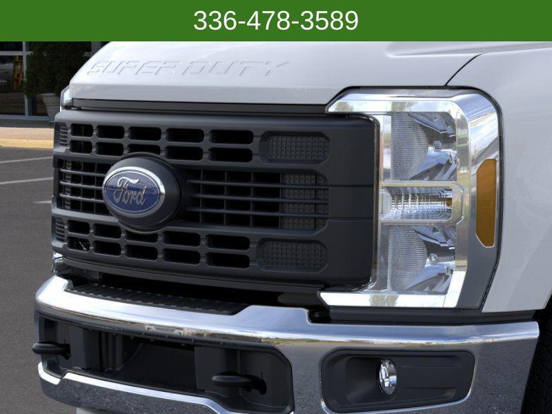 new 2025 Ford F-250 car, priced at $65,774