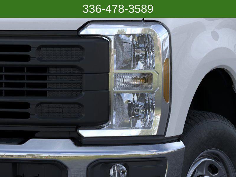 new 2025 Ford F-250 car, priced at $67,560