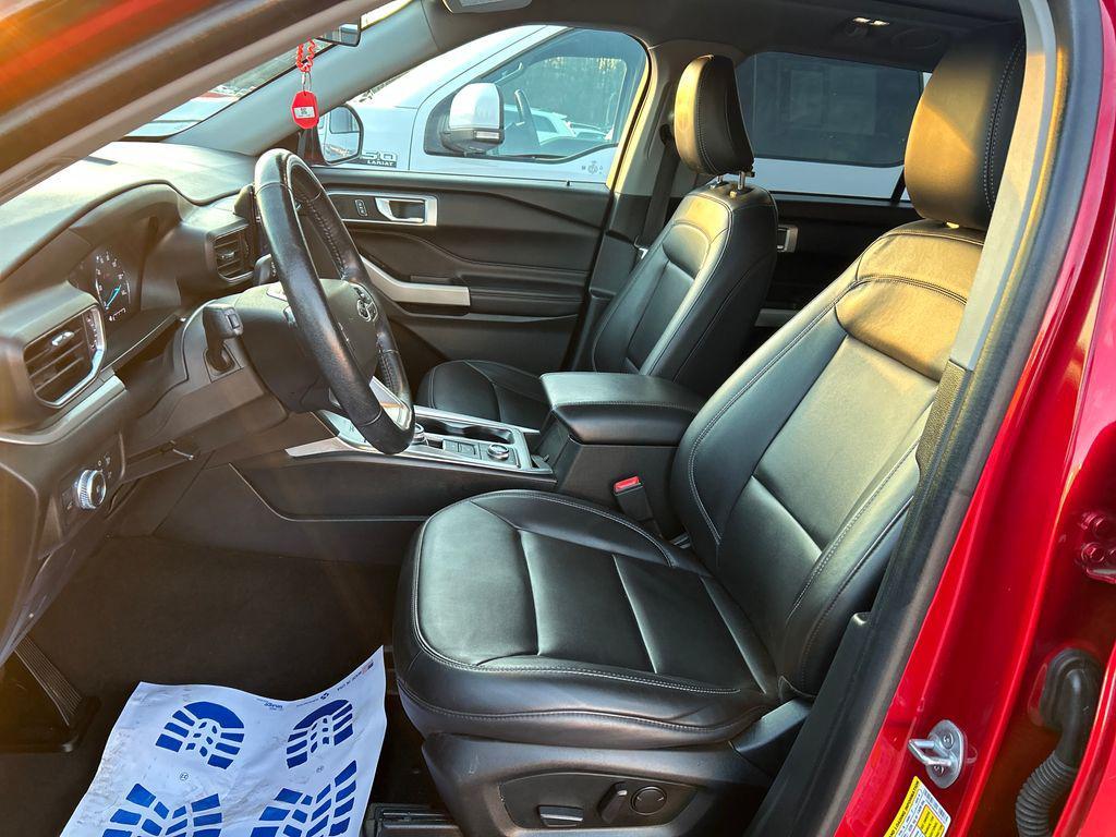 used 2022 Ford Explorer car, priced at $25,789