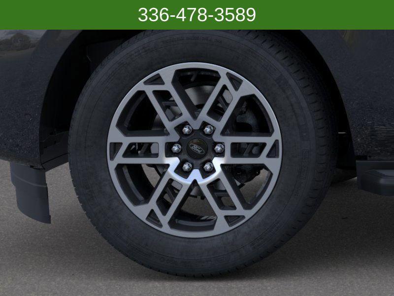 new 2025 Ford Expedition car, priced at $71,905