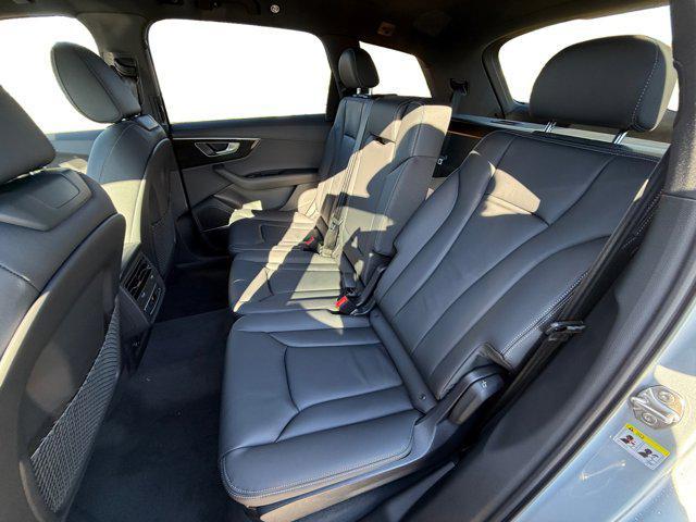 new 2026 Audi Q7 car, priced at $71,005
