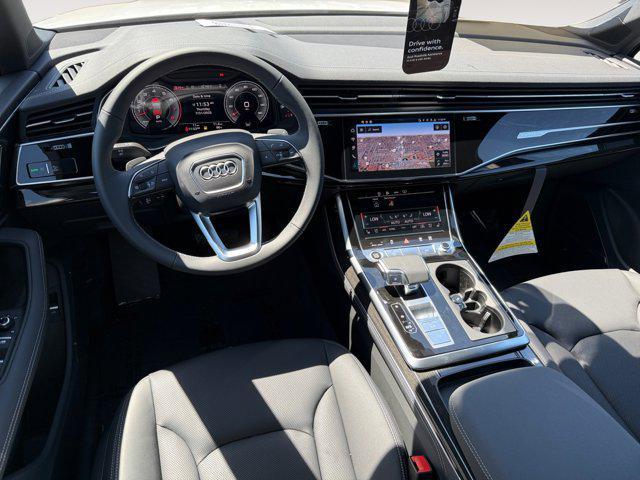 new 2025 Audi Q7 car, priced at $72,533