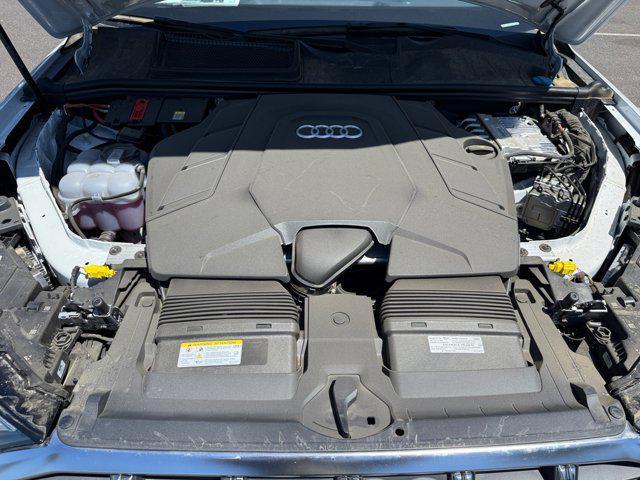 new 2025 Audi Q7 car, priced at $72,533