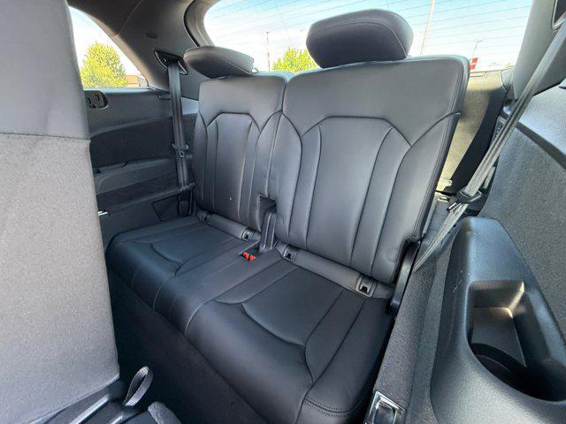 new 2025 Audi Q7 car, priced at $79,563