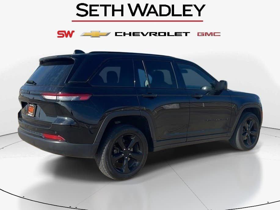 used 2023 Jeep Grand Cherokee car, priced at $27,488