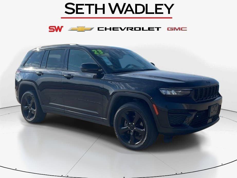 used 2023 Jeep Grand Cherokee car, priced at $27,488
