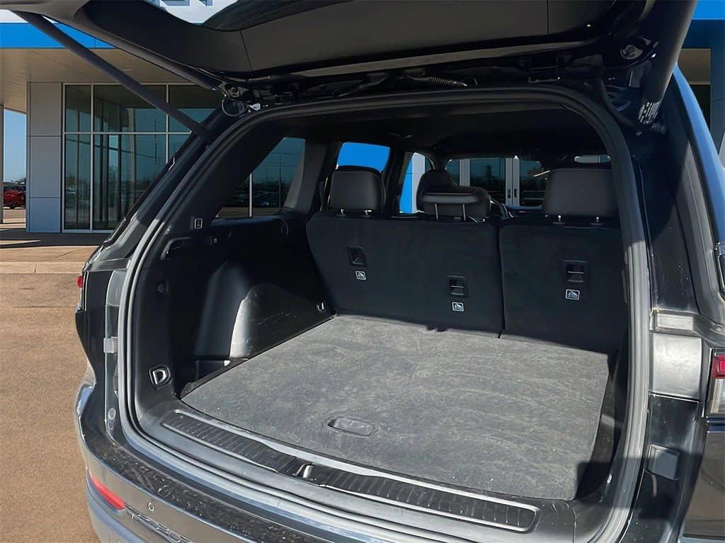 used 2023 Jeep Grand Cherokee car, priced at $27,488