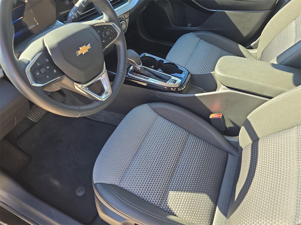 used 2025 Chevrolet Trax car, priced at $23,299