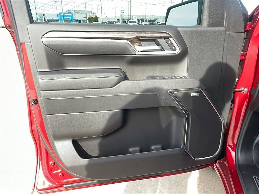 new 2025 Chevrolet Silverado 1500 car, priced at $100,637